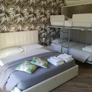 Bed & Breakfast Appia Garden, Rome