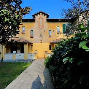  Apartament Garden Downtown. 3 Stops From Colosseum